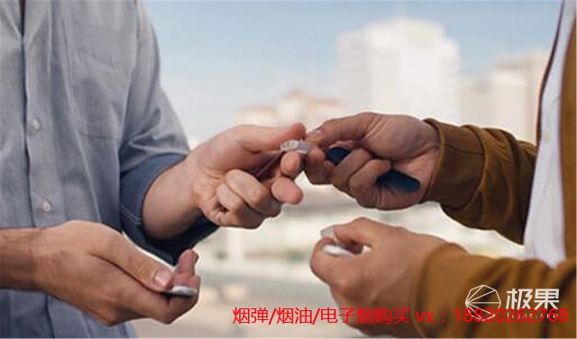 电子烟照旧纸卷烟贵?选对了康健划算靠谱也实用